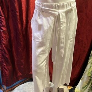 Women’s dressy Linen pants 
 front 2 pockets1 rear tie belt clarasunwoo white
